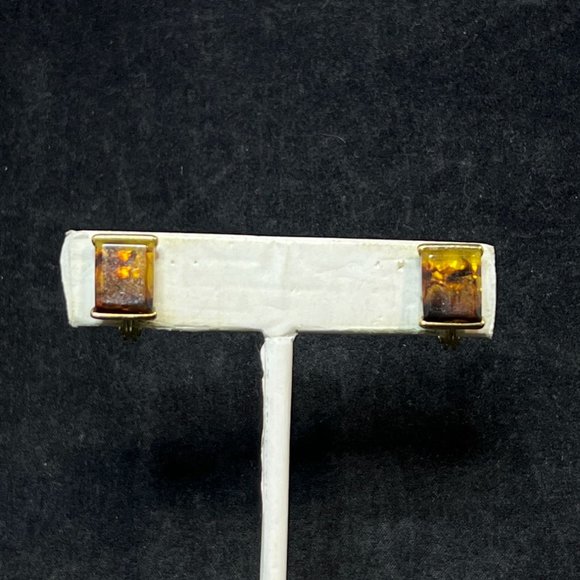 Vintage Monet Gold Tone Faux Brown  Stone Clip On Earrings (4066) - Picture 1 of 7